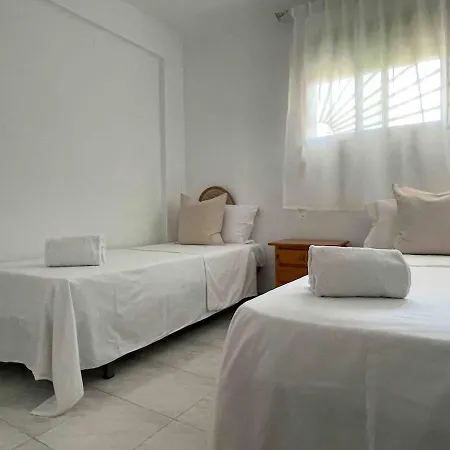 Location With A Pool And Terrace! Salou